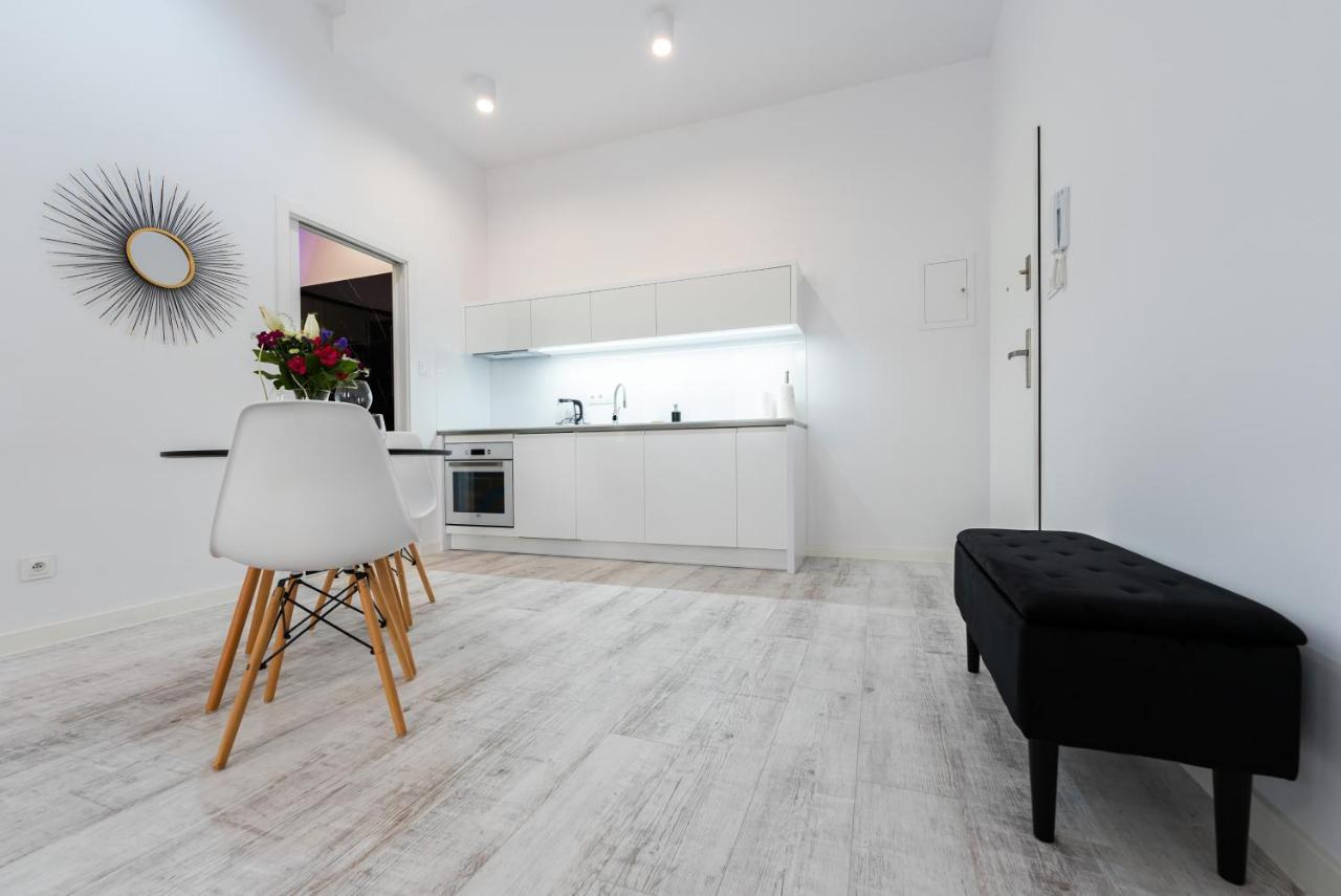 Apartamenty Centrum Nowoczesny Design - Dream Apart Bielsko-Biala Bagian luar foto