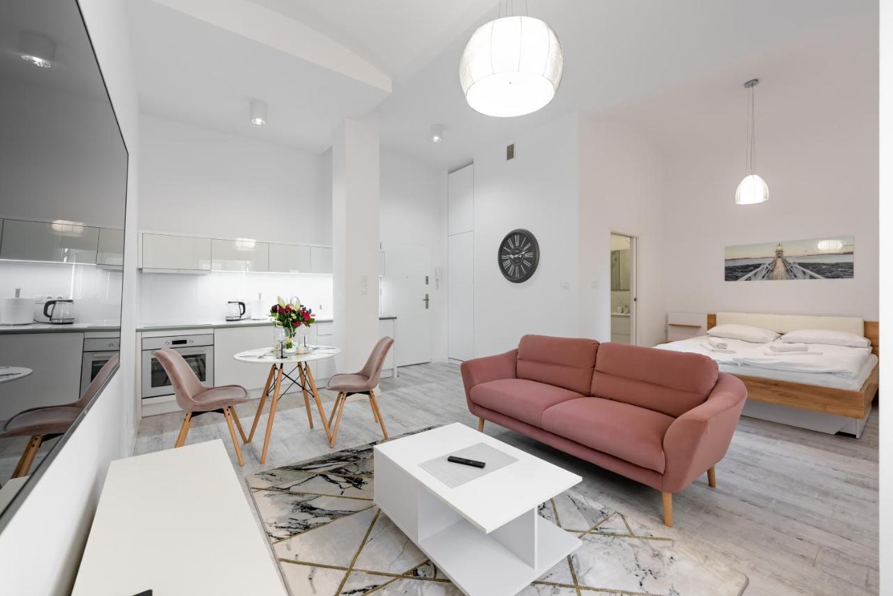 Apartamenty Centrum Nowoczesny Design - Dream Apart Bielsko-Biala Bagian luar foto
