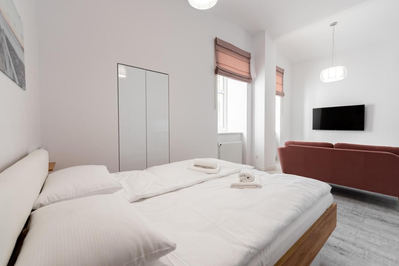 Apartamenty Centrum Nowoczesny Design - Dream Apart Bielsko-Biala Bagian luar foto