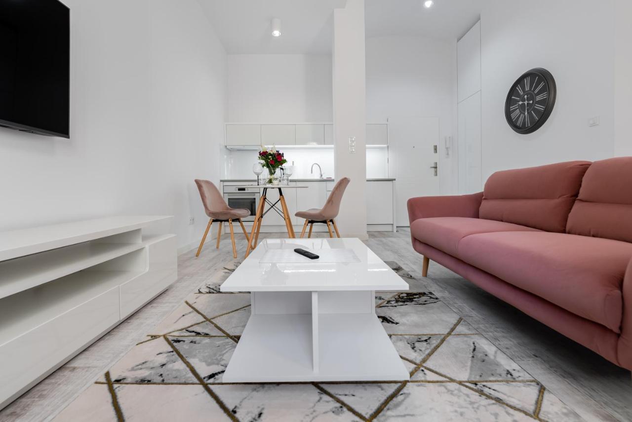 Apartamenty Centrum Nowoczesny Design - Dream Apart Bielsko-Biala Bagian luar foto